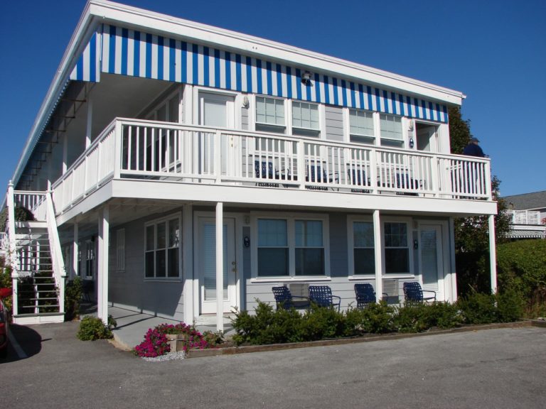 About Us The Edgewater Motor Inn